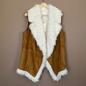 {Two by Vince Camuto} Drape Front Faux Shearling Vest - Womens 1X - NWT